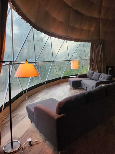 2-story Dome, pool, 400 mts to beach, near Curu, Isla Tortuga & Bioluminescence