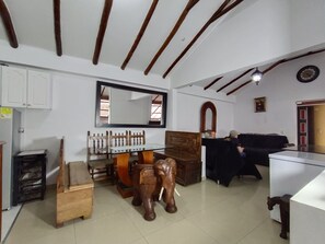 Dining room - Casa Tsao (Bogotá)