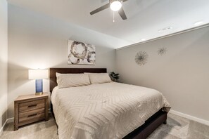1 chambre, bureau, fer et planche à repasser, Wi-Fi gratuit