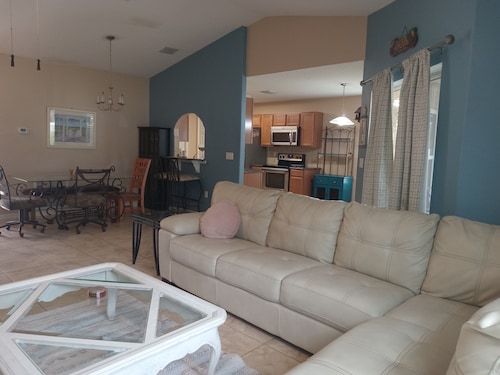 Beach Just 5 Miles! Cul de Sac Home in Great Neighborhood