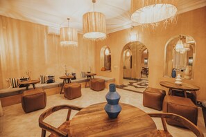 Living area - Riad Villa Amood (Taouz)
