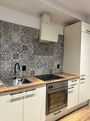 Horno y placa de cocina