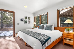 5 chambres, fer et planche à repasser, Wi-Fi gratuit, draps fournis