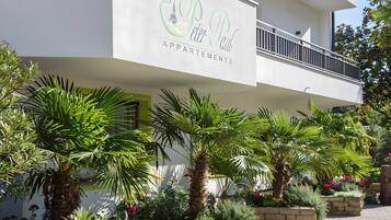 Enceinte de lâhĂ©bergement