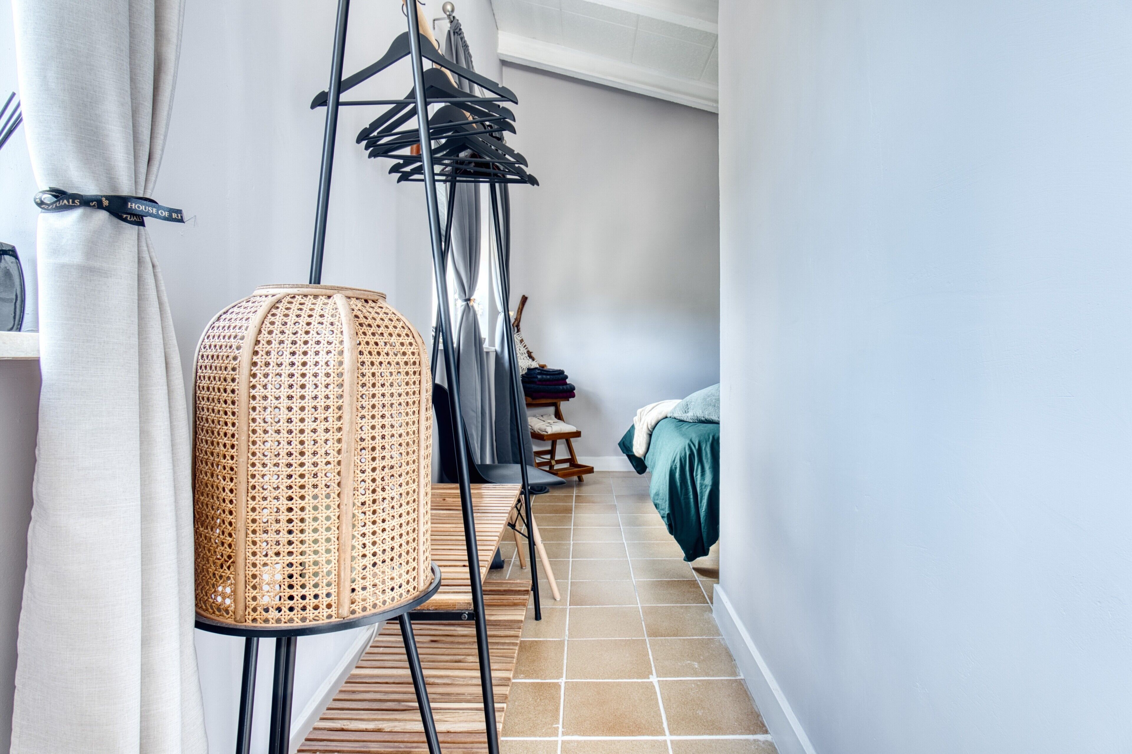 Wifi gratis y ropa de cama