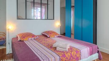 3 bedrooms, iron/ironing board, free WiFi, bed sheets