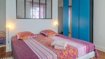 3 bedrooms, iron/ironing board, free WiFi, bed sheets