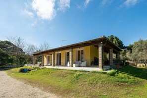 Esterni