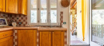 Holiday Home 'Villetta Ghisu' with Private Terrace, Private Garden and Air Conditioning