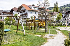 Kindergedeelte