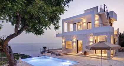 Villa 'Celine A' with Sea View, Wi-Fi and Air Conditioning