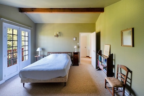 4 soverom, strykejern/-brett og wi-fi (inkludert)