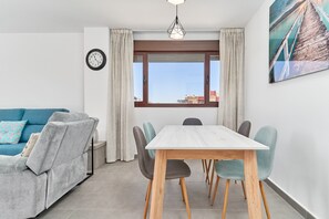 Dining - 'El Ático Del Oasis' Apartment with Sea Views, Wi-Fi, and Air Conditioning (Salobreña)