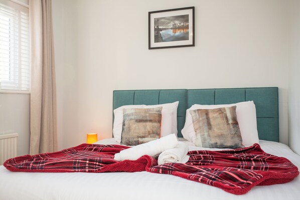 2 bedrooms, iron/ironing board, WiFi, bed sheets - Prime House - near Newcastle City Centre & Stadium (Newcastle upon Tyne)