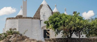 Villa 'Trulli Da Anna' with Private Garden and Wi-Fi