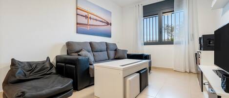 Téléviseur, jeux vidéo, lecteur de DVD, chaßne audio