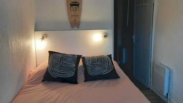 2 makuuhuonetta, silitysrauta/-lauta, ilmainen Wi-Fi