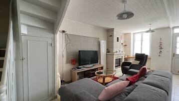 Televisio, DVD-soitin, stereot