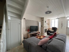 TV, DVD player, stereo