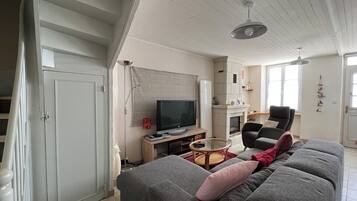 TV, DVD player, stereo