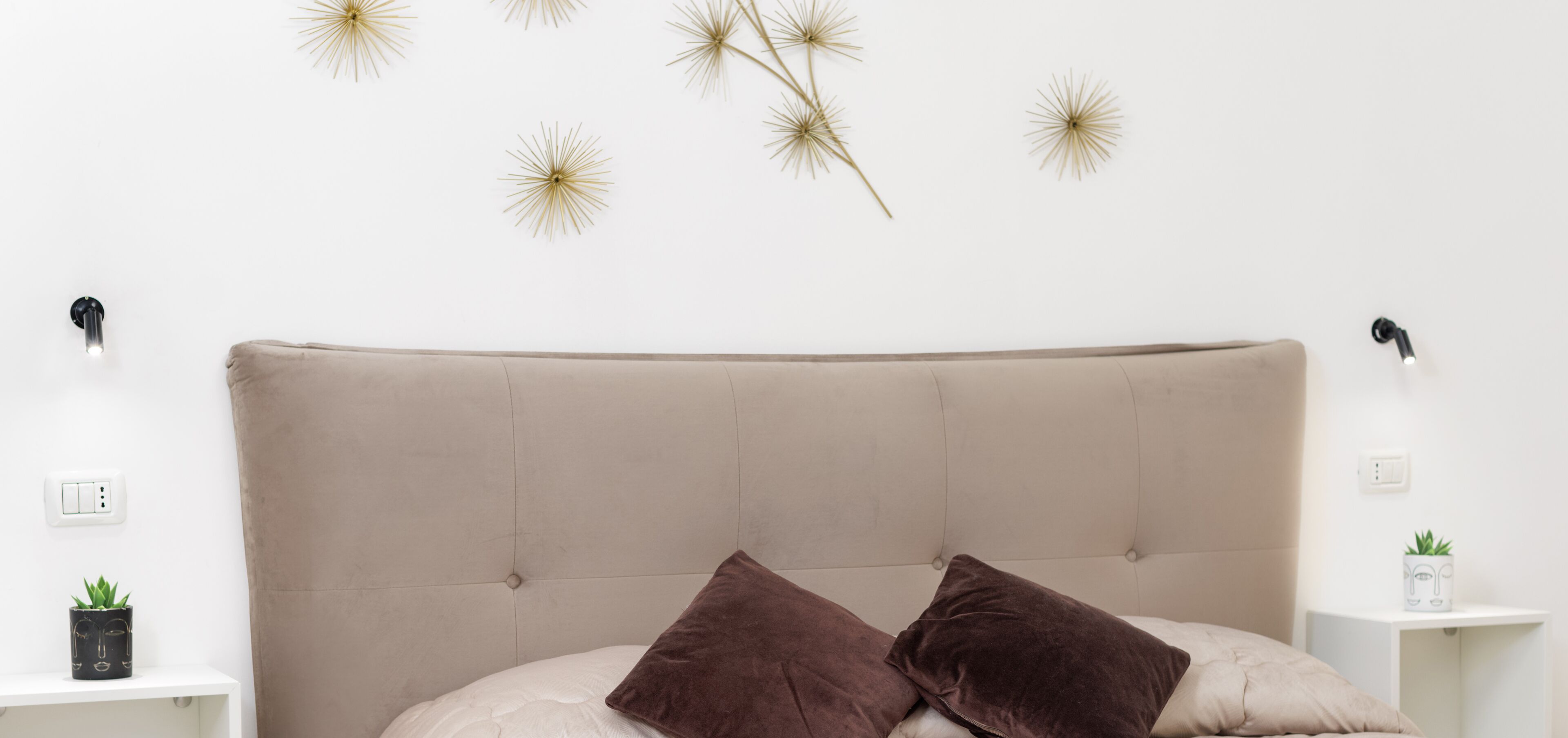 Deluxe Apartment | 2 bedrooms, premium bedding, down duvets, memory-foam beds