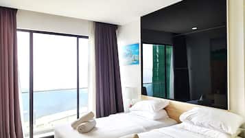 2 bedrooms, hypo-allergenic bedding, in-room safe, desk