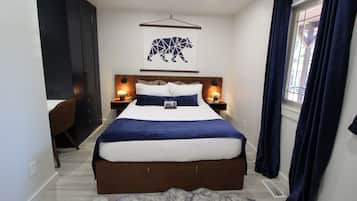2 bedrooms, travel cot, free WiFi, bed sheets