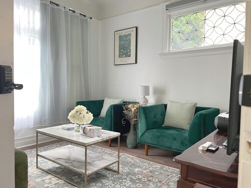 Emerald House in Downtown Los Angeles