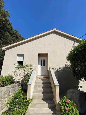 DĂ©tail de lâextĂ©rieur