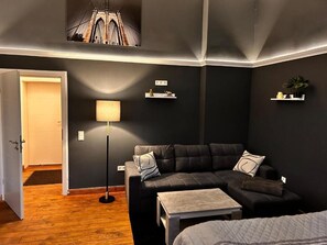 Interior - DZ Appartements - Ferienwohnung mit Klimaanlage, Inkl. Wlan, Betten Stellbar (Wittenberge)