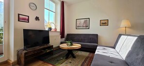 Fernseher, Stereoanlage