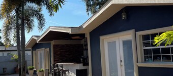 Modern Tiny home Tampa Fl 