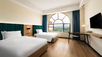 1 bedroom, minibar, in-room safe, desk