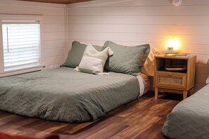 1 chambre, fer et planche à repasser, Wi-Fi gratuit, draps fournis