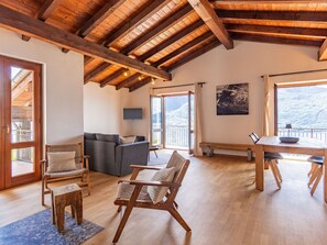 TV - Superiore by Interhome (Vercana)