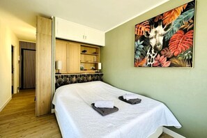 Bügeleisen/Bügelbrett, kostenloses WLAN