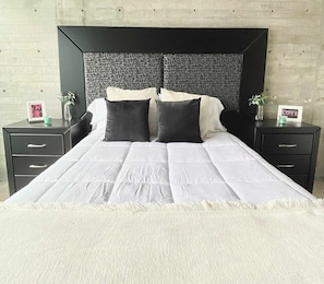 2 bedrooms, iron/ironing board, travel crib, free WiFi