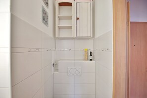 Imagen sin descripción, 4 de 33, botón