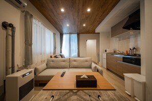 Basic Apartment | 1 bedroom, blackout drapes, iron/ironing board, free WiFi