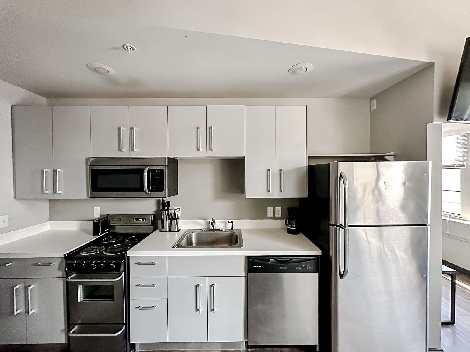 Sleepover: Outstanding 1BD/1BA Downtown Springfield