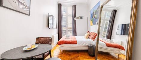 Desk, iron/ironing board, travel crib, WiFi