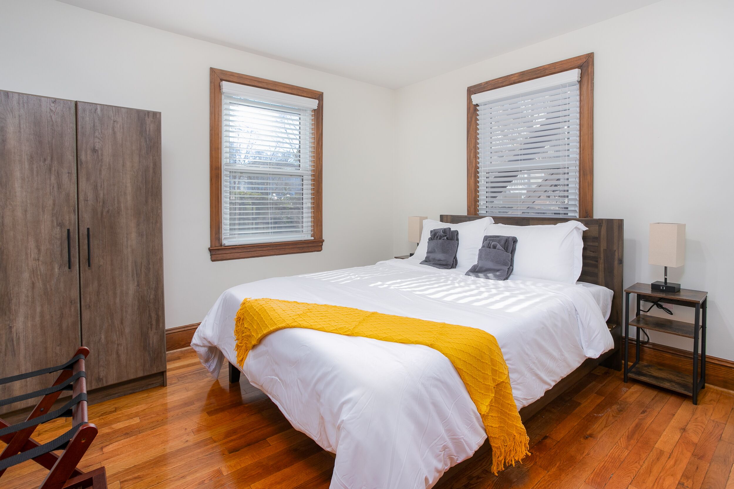 2 bedrooms, desk, iron/ironing board, free WiFi