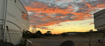 Lefty - Minutes from Pinon Hills Golf course, San Juan Quality Waters  