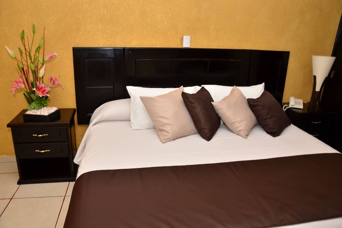 Superior Suite | 2 bedrooms, free WiFi, bed sheets