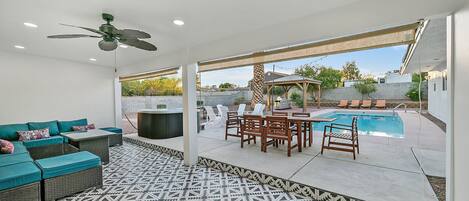 Villa | Terrace/patio