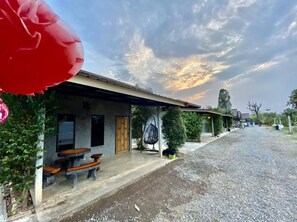 Exterior - Mali Mali Homestay Kamchanod (Ban Dung)