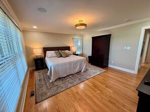 5 Schlafzimmer, BĂŒgeleisen/BĂŒgelbrett, kostenloses WLAN, BettwĂ€sche
