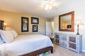3 bedrooms, iron/ironing board, travel cot, WiFi - Jefferson House 3BR, Steps to Main, Walk to Skiing (Park City)