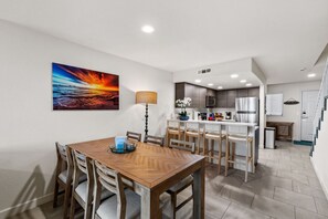 Dining - Full Ocean View-2 Decks-Heated Pool (Aptos)
