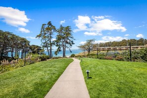 Property grounds - Full Ocean View-2 Decks-Heated Pool (Aptos)